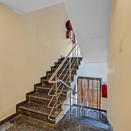 Hotel O J2 Service Apartment Csennai Kültér fotó