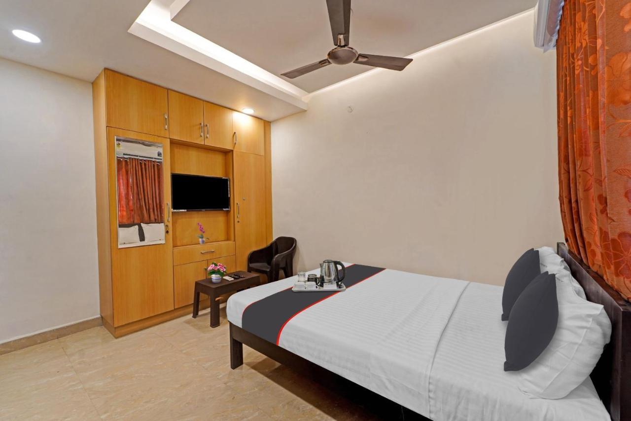 Hotel O J2 Service Apartment Csennai Kültér fotó