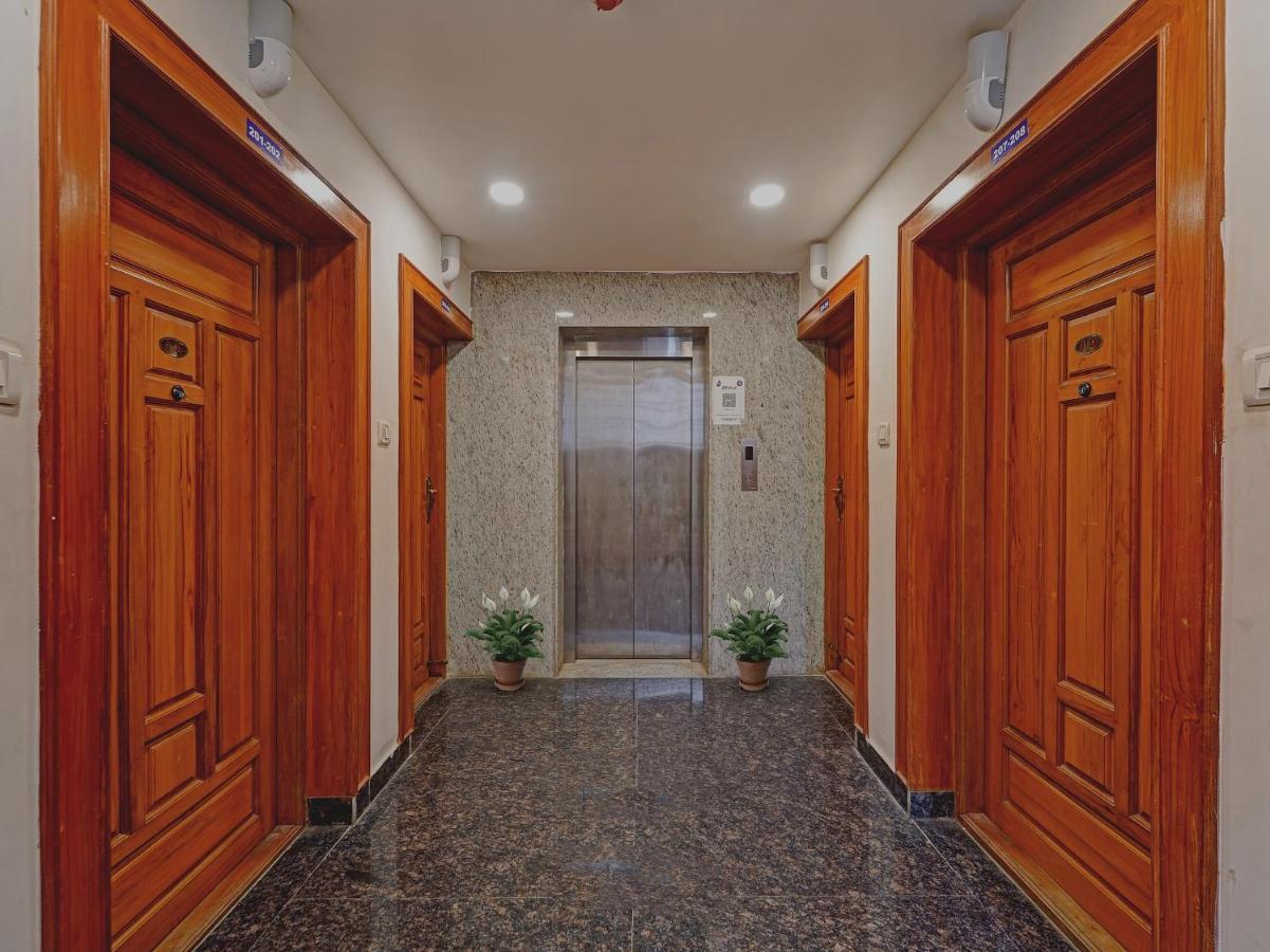 Hotel O J2 Service Apartment Csennai Kültér fotó