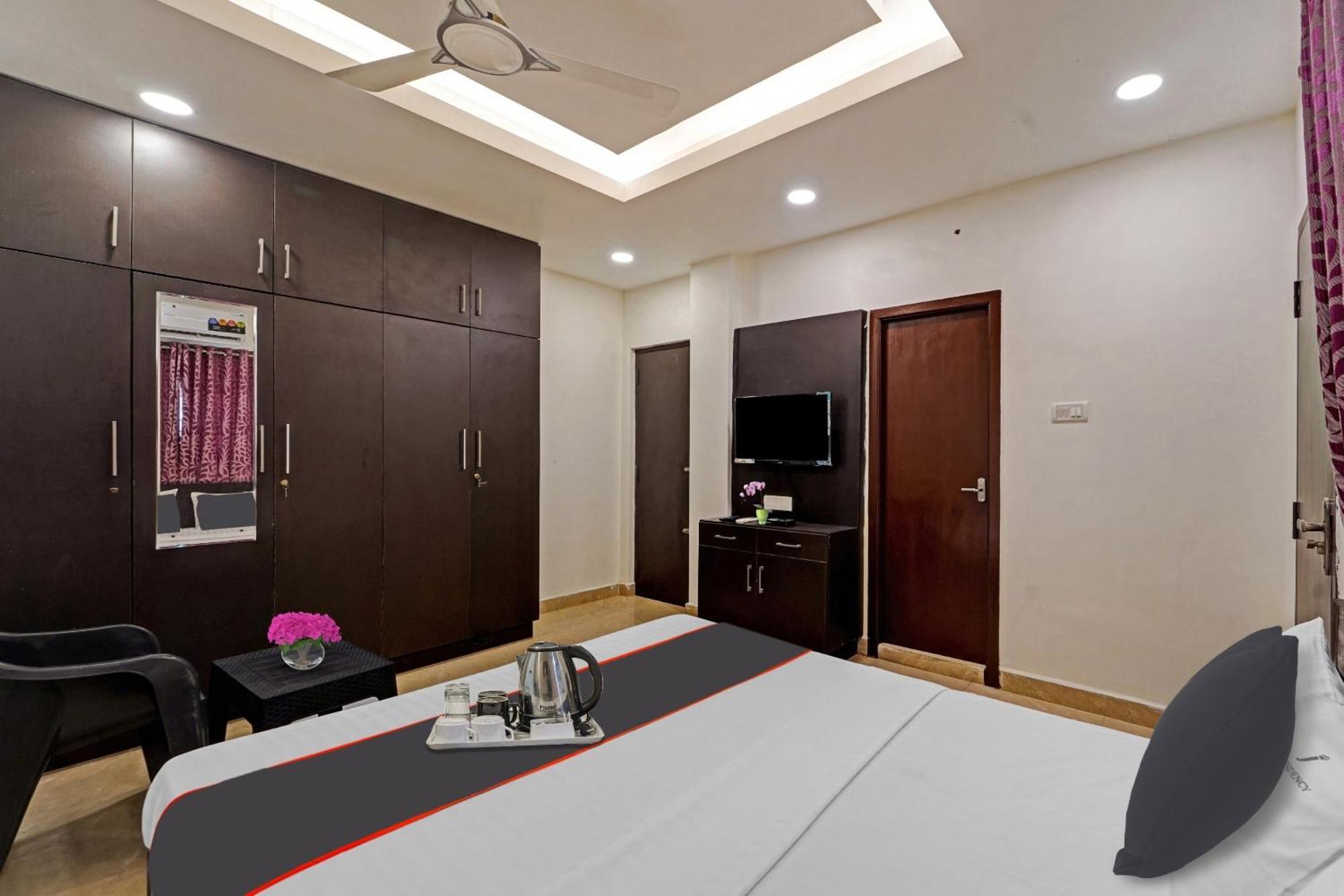 Hotel O J2 Service Apartment Csennai Kültér fotó