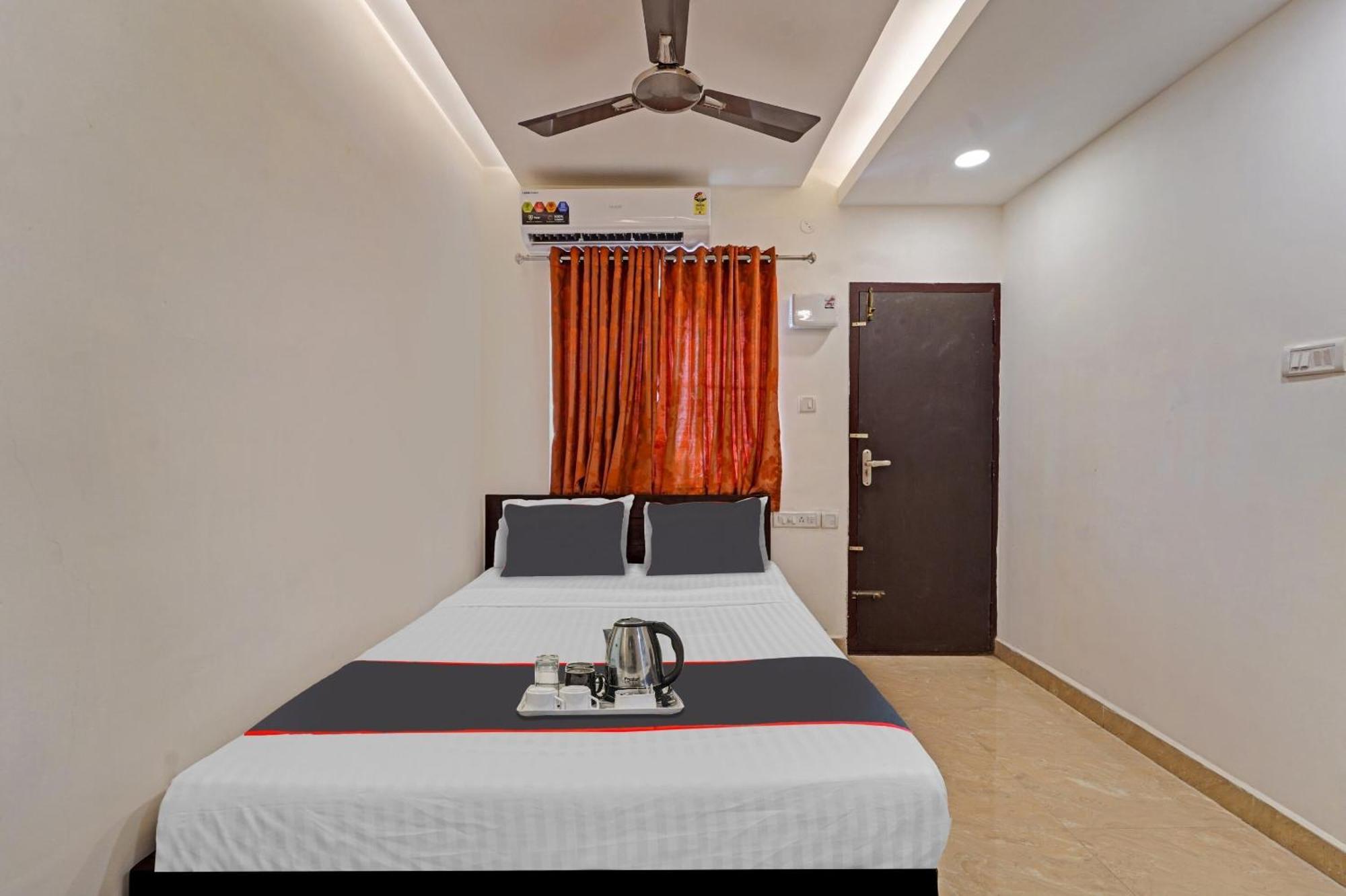 Hotel O J2 Service Apartment Csennai Kültér fotó